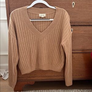 Open Edit cropped vneck cable sweater size small